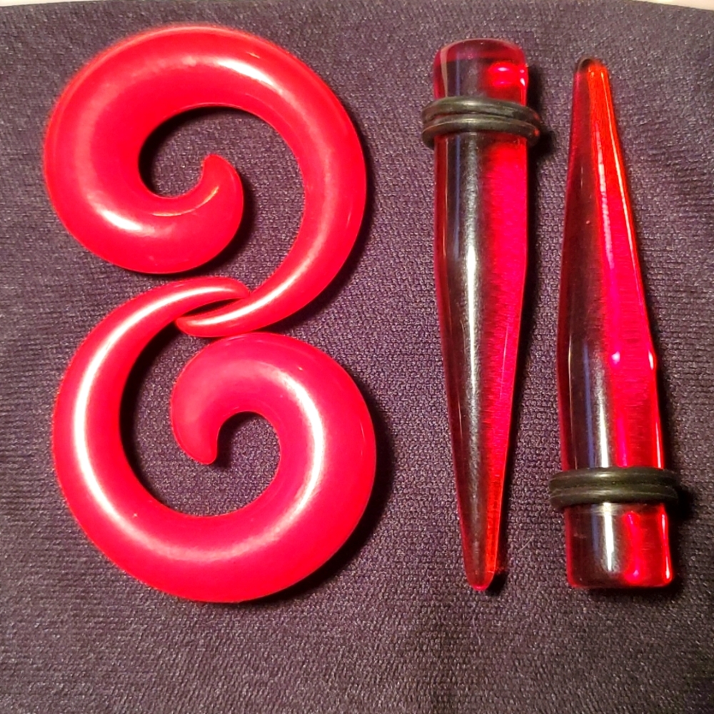 Red, translucent Tapers 2 pair ear plugs body piercing jewelry 2 gauge = 6mm